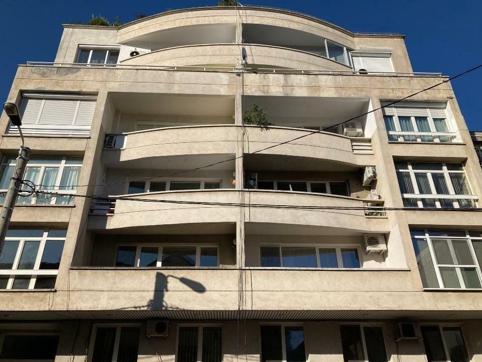 Apartament 4 camere , Aviatorilor, direct proprietar