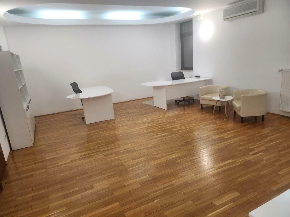 BRASADAS vinde ap 4 cam Primaverii - eleganta si confort.
