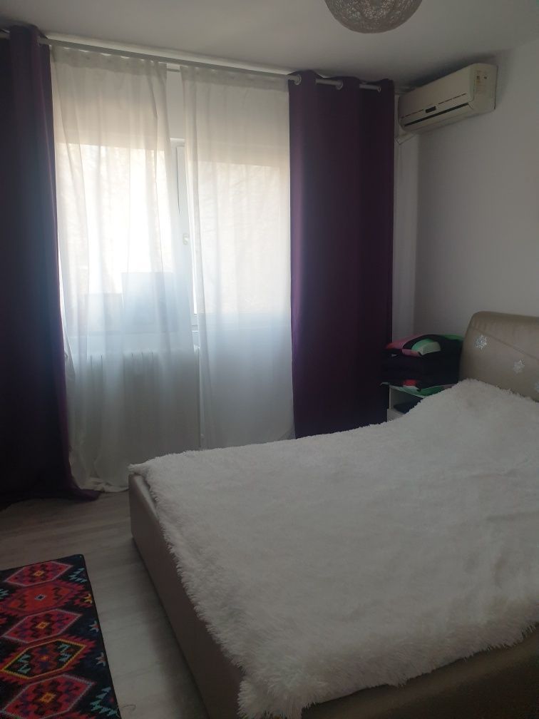 Apartament 4 camere