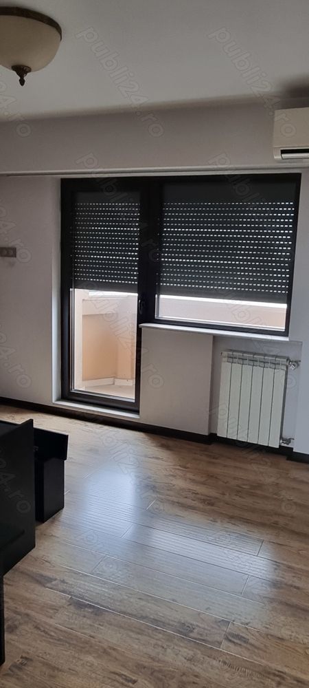 De vanzare ap cu 4 camere la Piața Victoriei, București