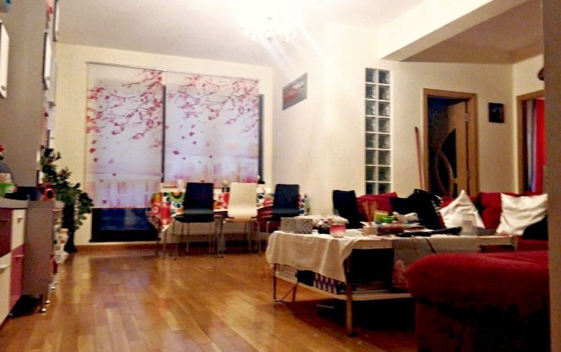 Apartament 4 camere - 3 dormitoare in Zona Urbana Bucurestii Noi