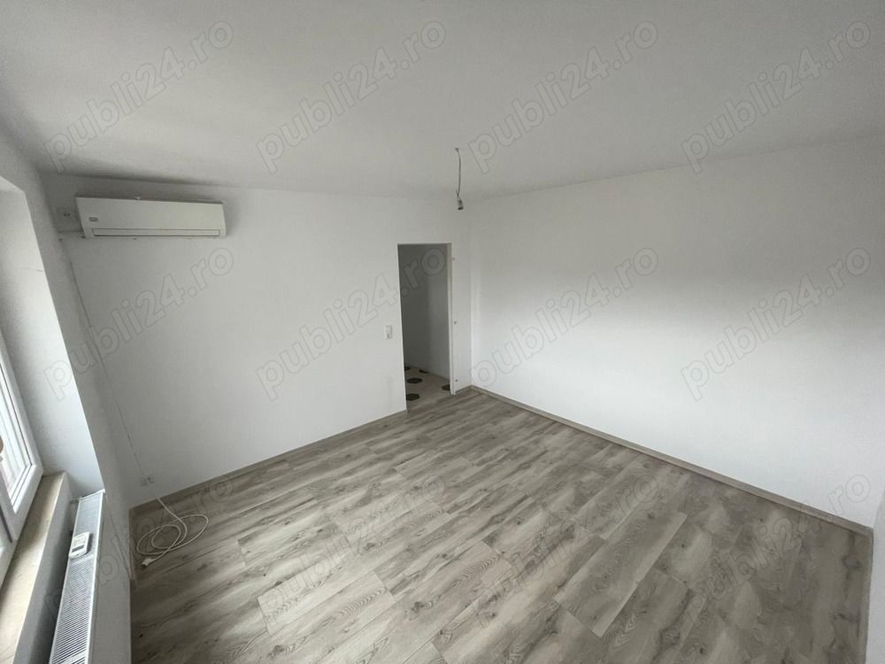 Ag BRASADAS vinde apt 2 cam Botizului 60 mp etaj4.