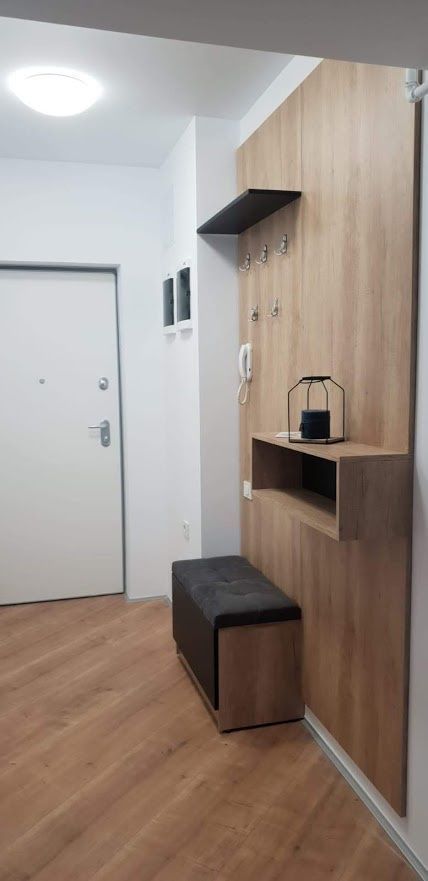 Inchiriez apartament 2 camere in complex 4 City North Pipera
