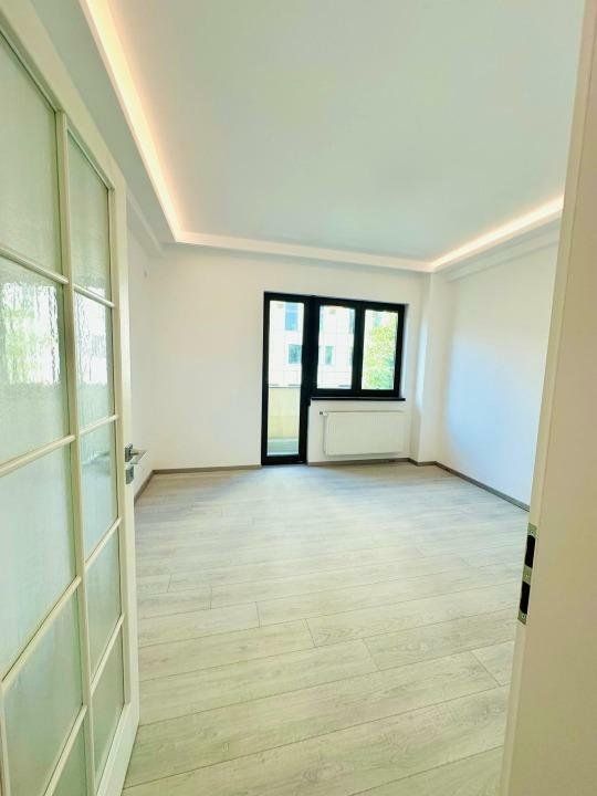 Apartament de vanzare 3 camere Calea Victoriei!