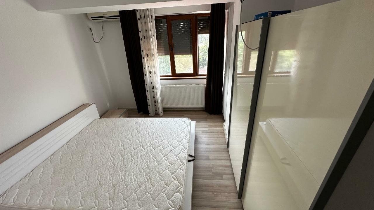 Apartament Damaroaia 3 camere 101 utili parcare subteran+Boxa Direct Proprietar