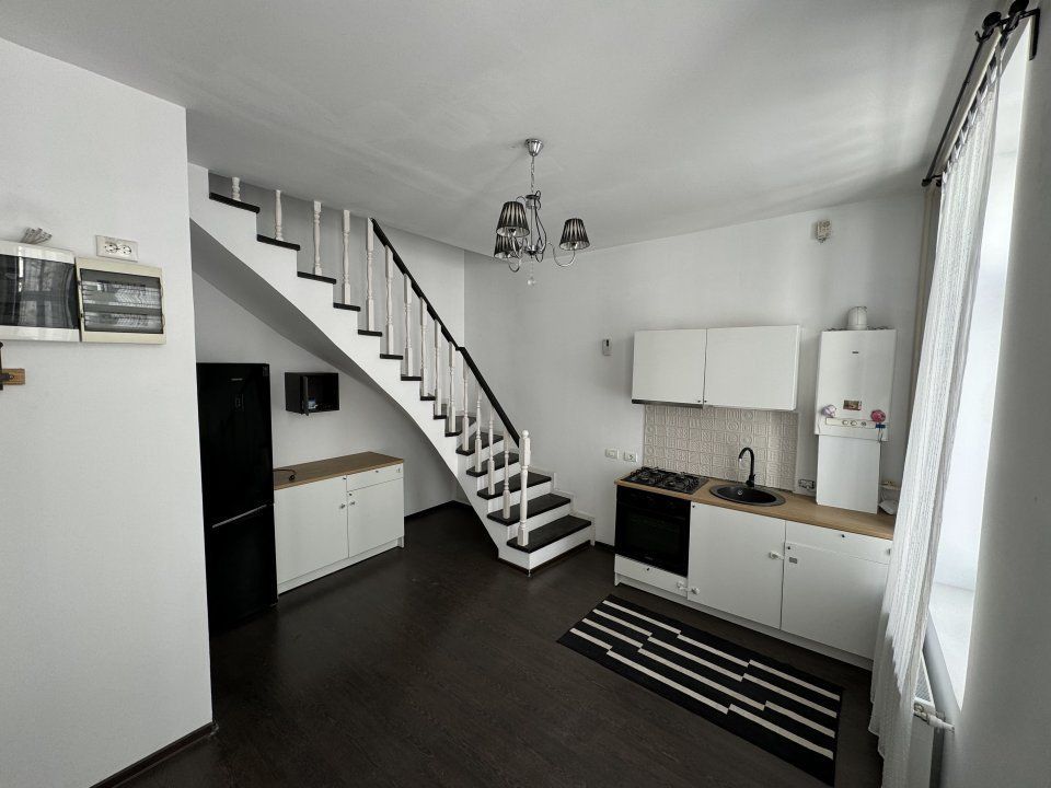PROPRIETAR, Vand Apartament 3 camere, vila, Cismigiu