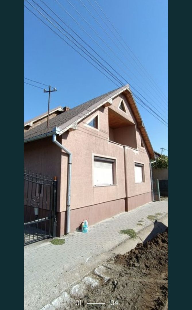 Casa de vanzare cu teren generos