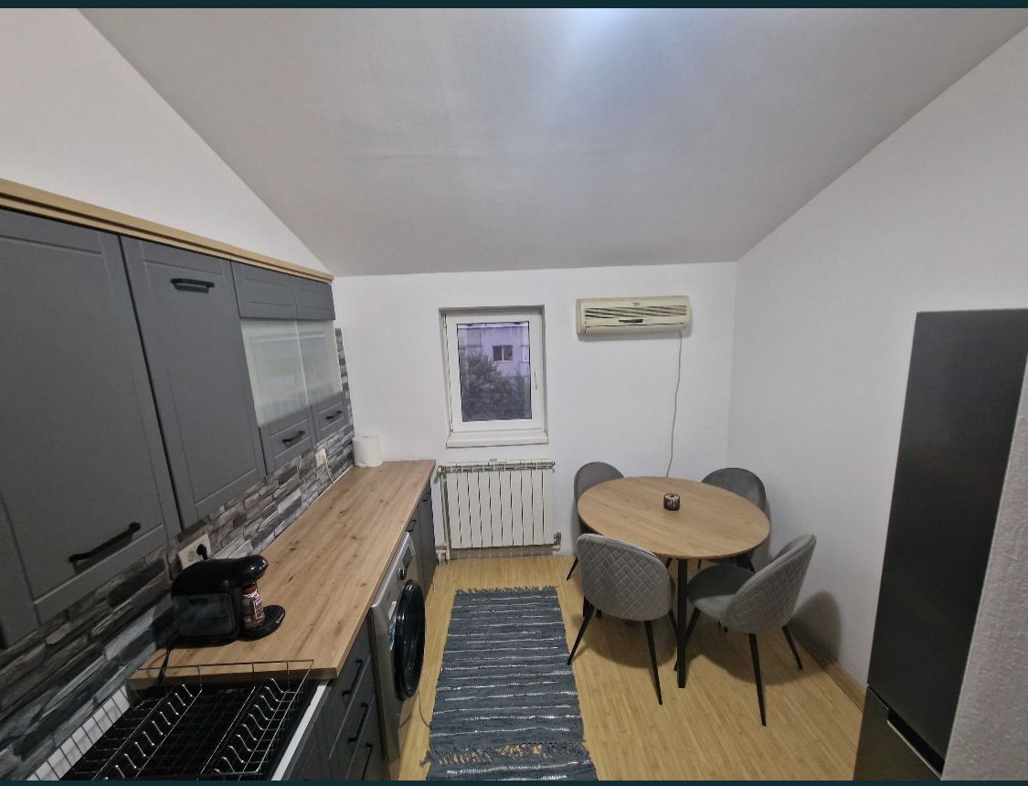 Vand apartament 3 camere Constanta