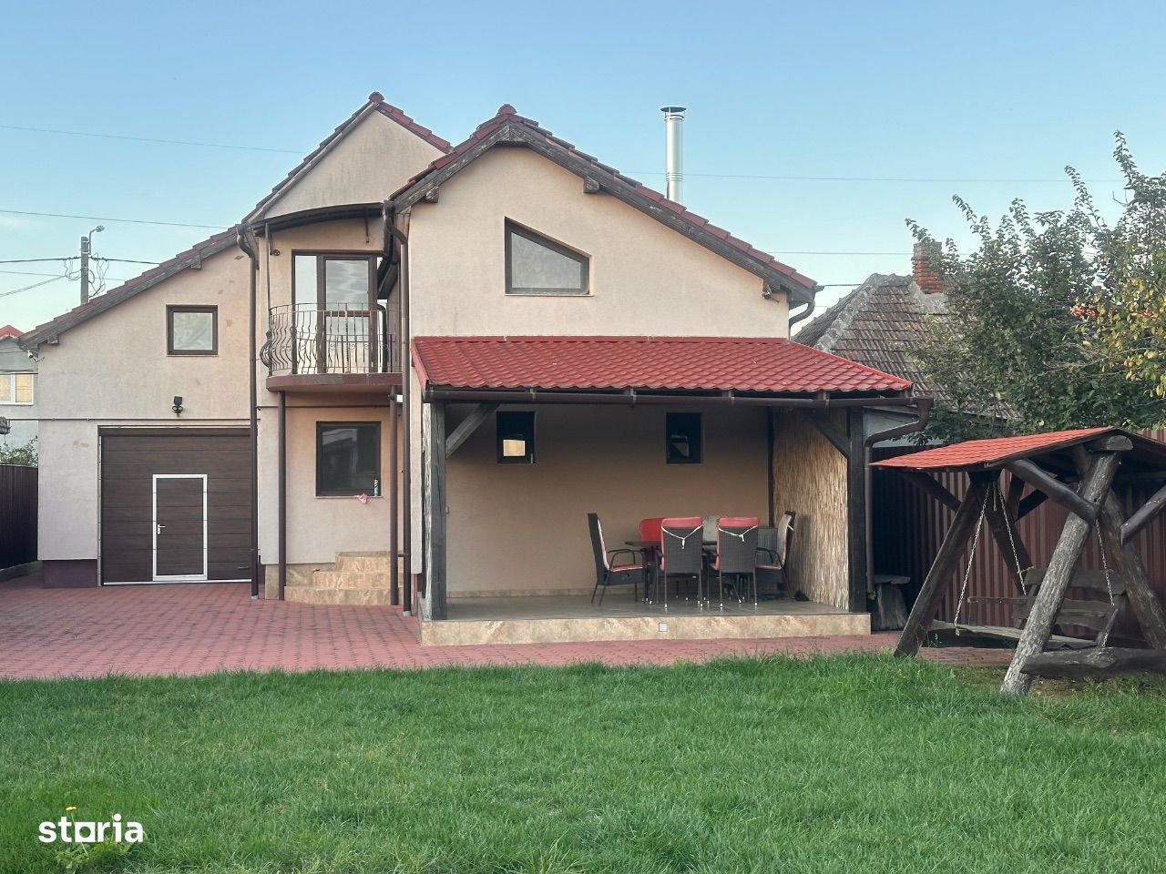 BRASADAS vinde casa in zona Lucian Blaga.