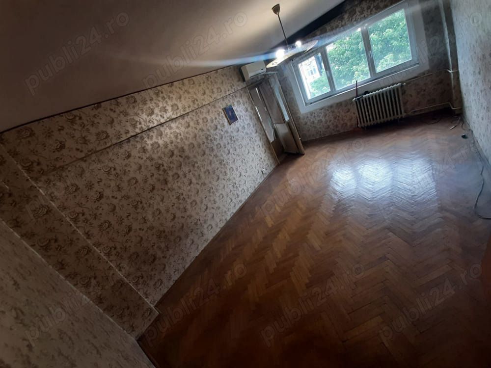 Apartament 4 camere Decomandat Strada Traian- Calea Mosilor