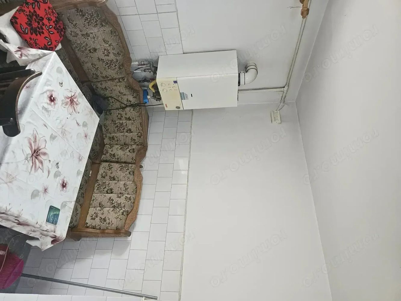BRASADAS vinde ap 2 cam etaj3/4 decomandat, Carpați 2