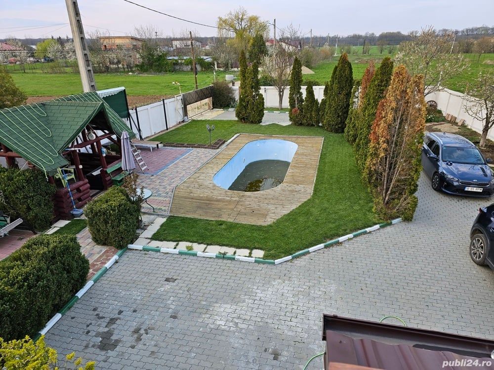Vila de vanzare- Izvorani COR