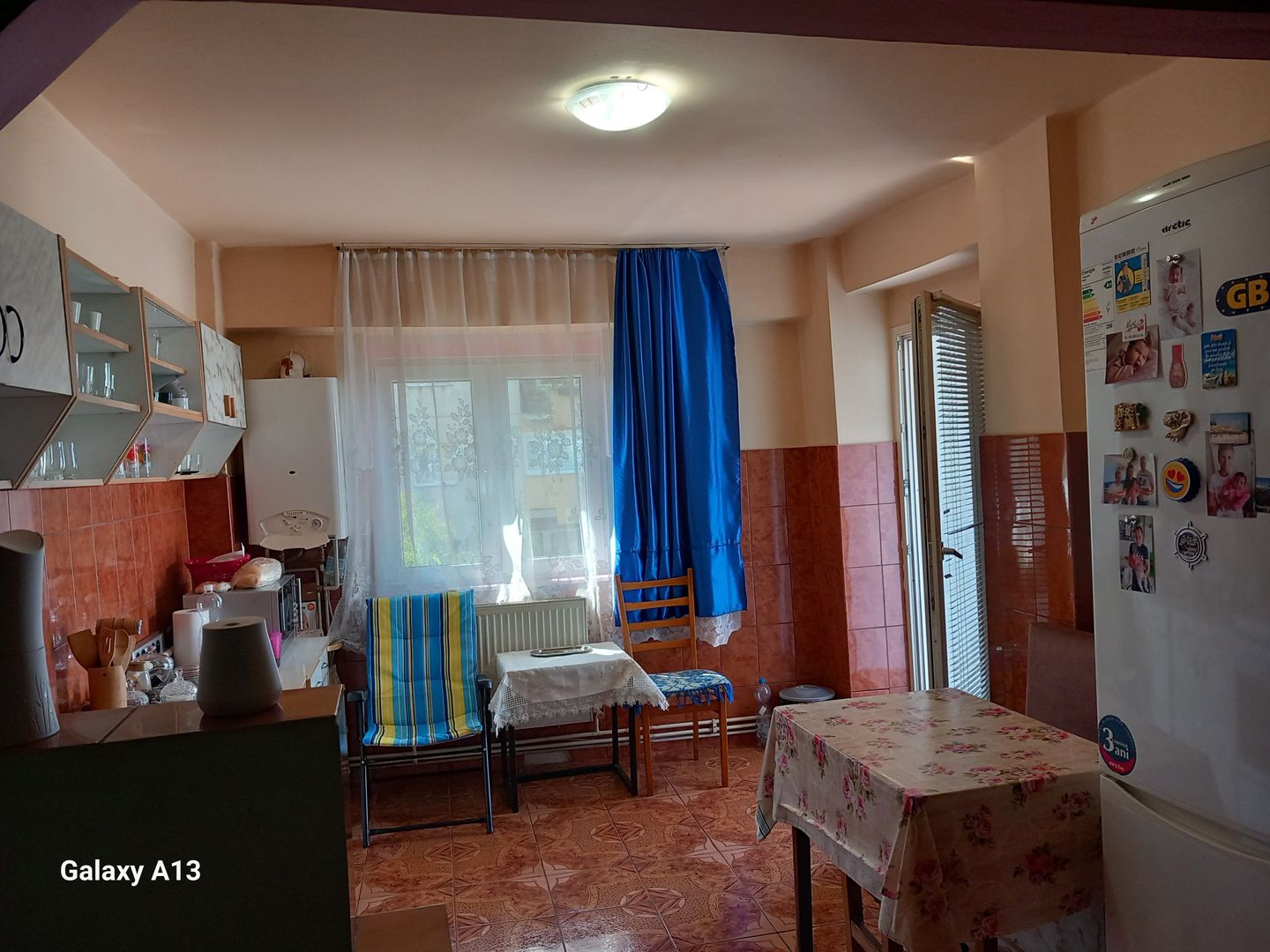 Ag EUROPA vinde ap. 2 cam RENOVAT in 65mp Carpați 2 Etaj 4.