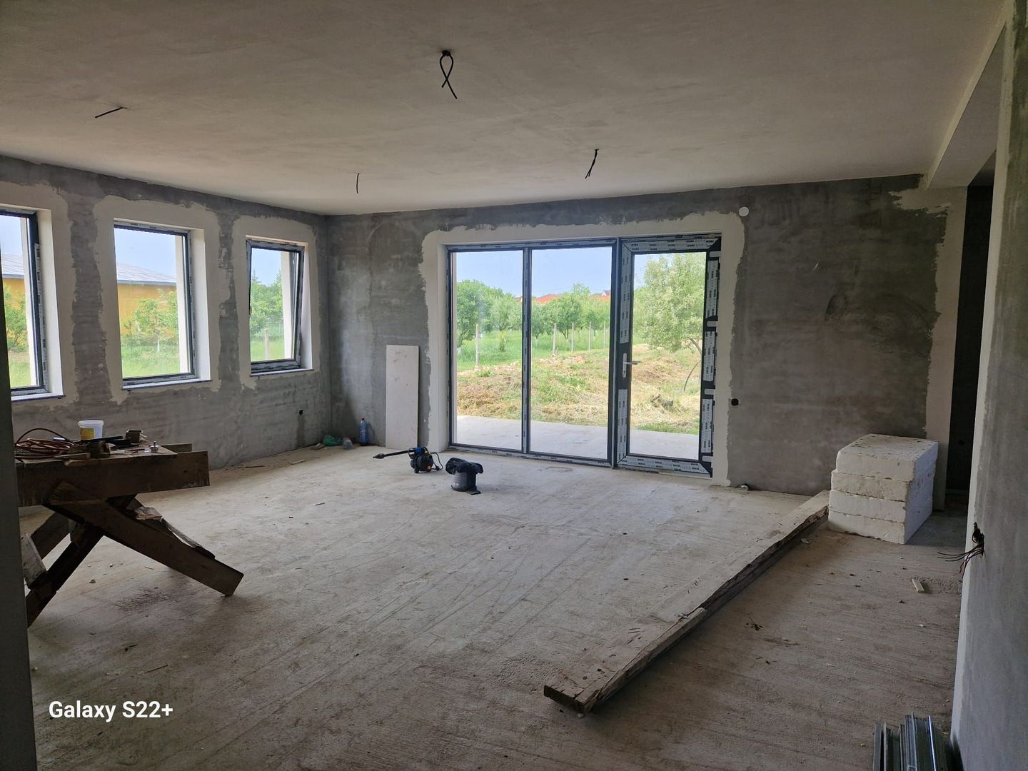 Ag EUROPA vinde casa NOUA individuala în MARTINESTI