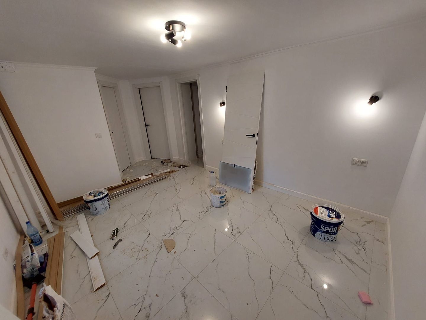 Ag EUROPA vinde casa 4 cam RENOVAT 160mp ULTRACENTRAL
