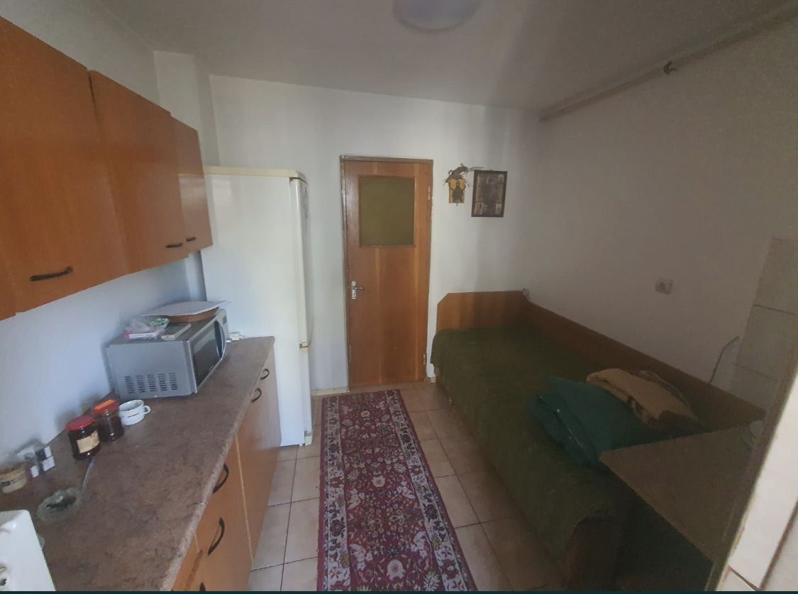 Vand apartament 2 camere zona Eden