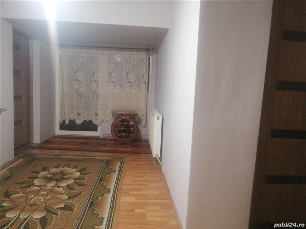 BRASADAS vinde casa din cărămidă cu 2 cam. zona Baritiu.