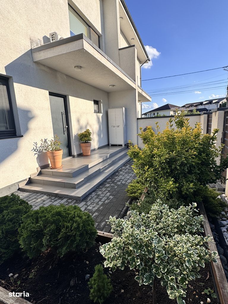 Casa tip duplex P+1+M