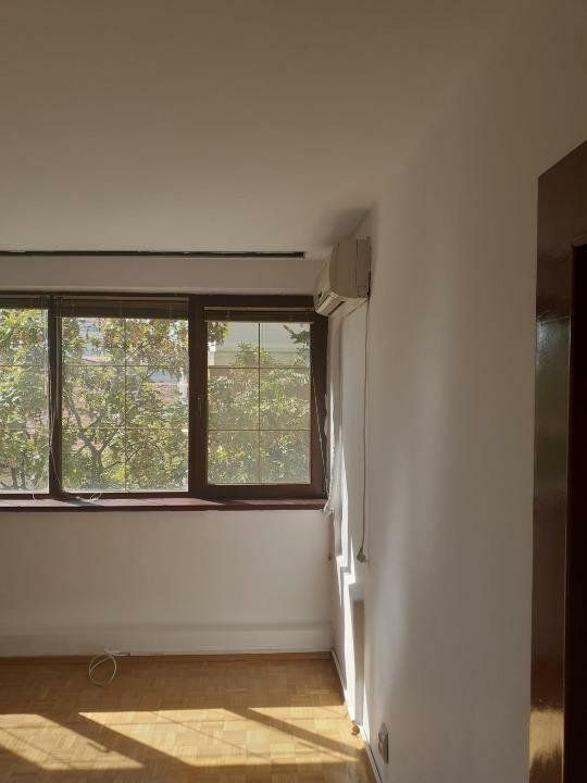 Apartament 3 camere de vanzare pe Bd. Dimitrie Cantemir