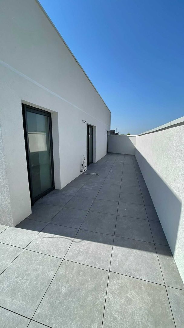 Proprietar, Penthouse 4 cam, 3 bai, 120mp utili, terasa 65mp, Unirii
