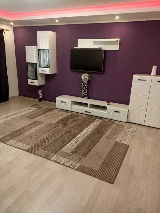 BRASADAS vinde ap 3 camere, zona soarelui etaj 1/4.