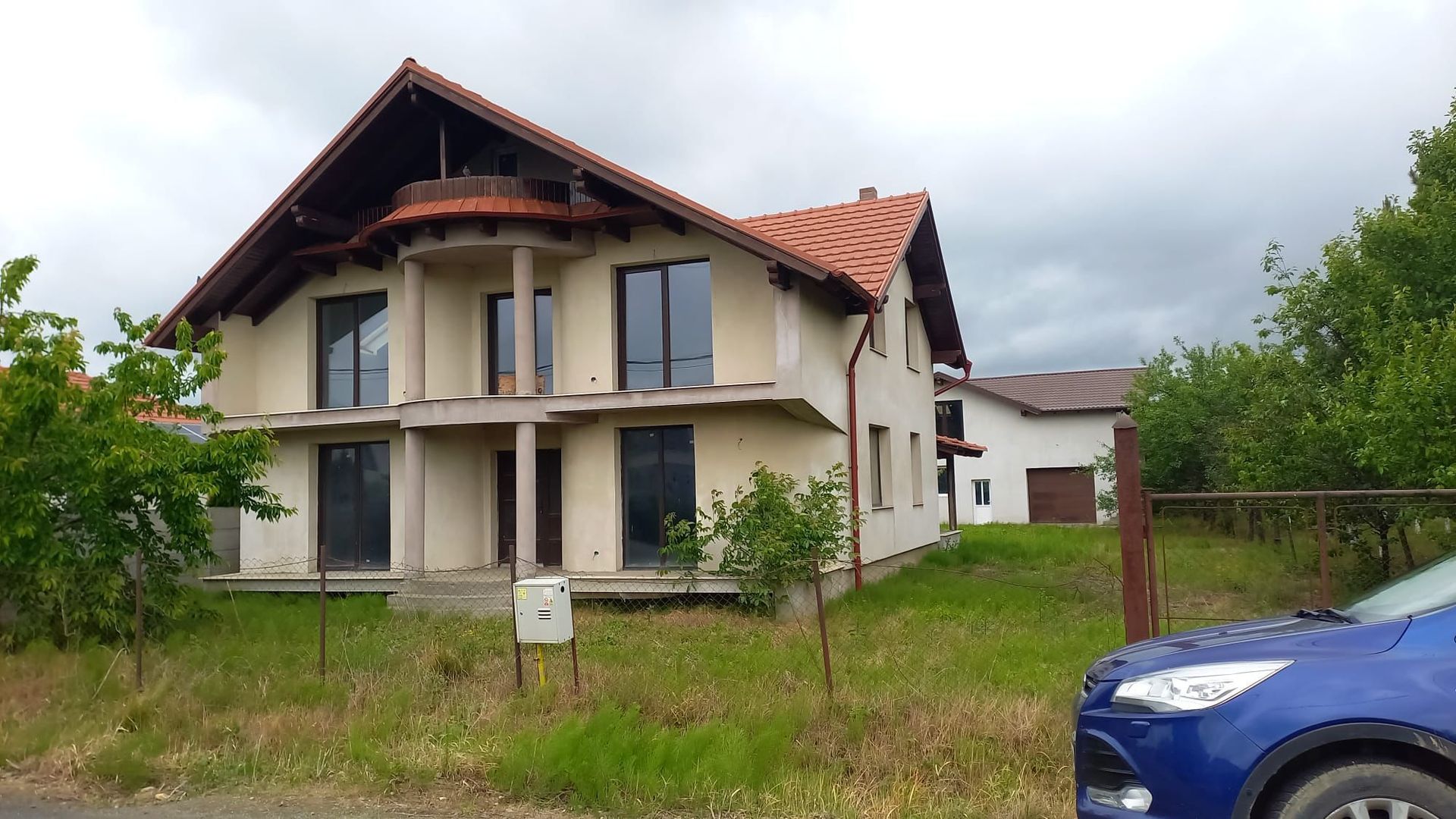 BRASADAS vinde casa individuala zona Odoreului.