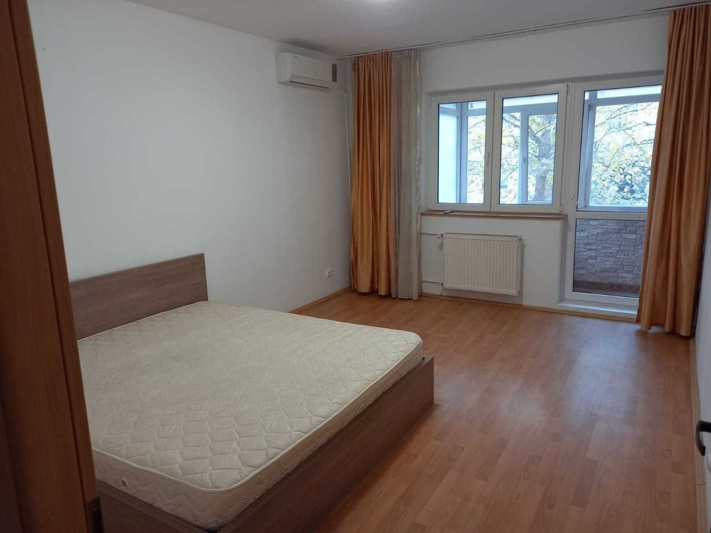 Garsoniera ANL Brâncuși lângă Centrul medical Brâncuși 42mp Etaj1/4