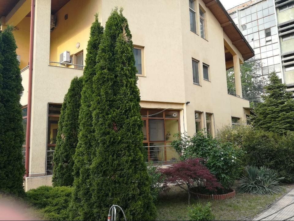 VANZARE VILA - Bucuresti - sector 3, in zona parcul Alexandru Ioan Cuza (IOR)