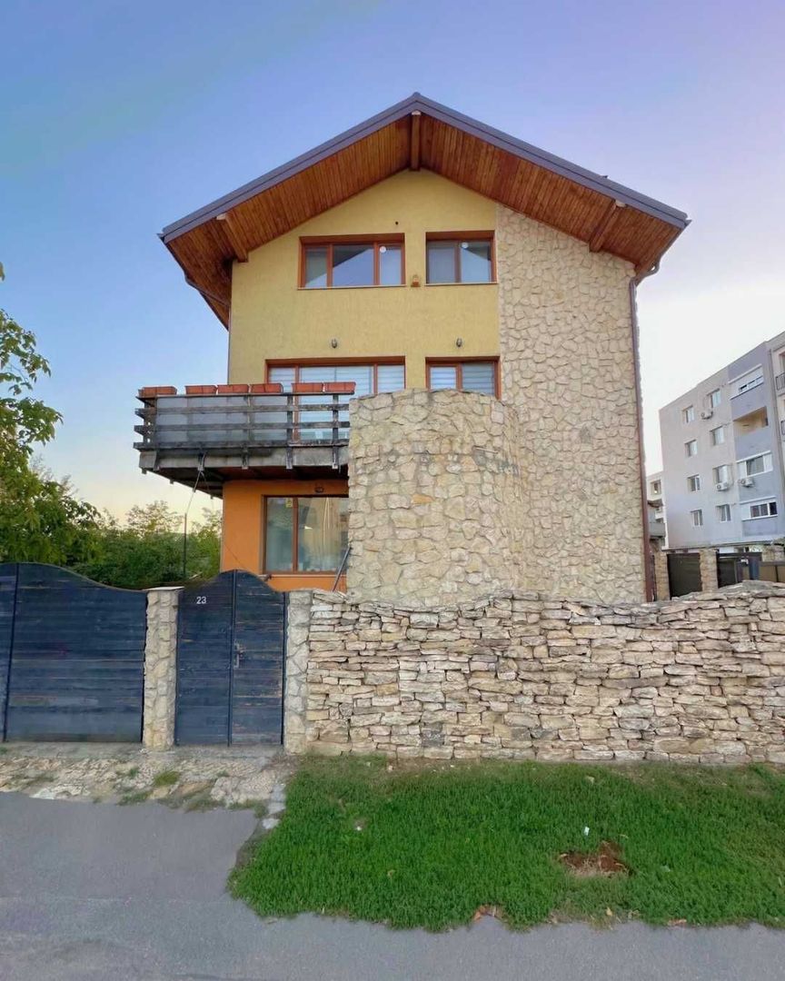 Vilă în Nordul Bucureștiului