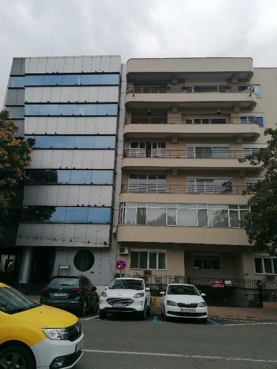 Apartament 4 camere Clucerului
