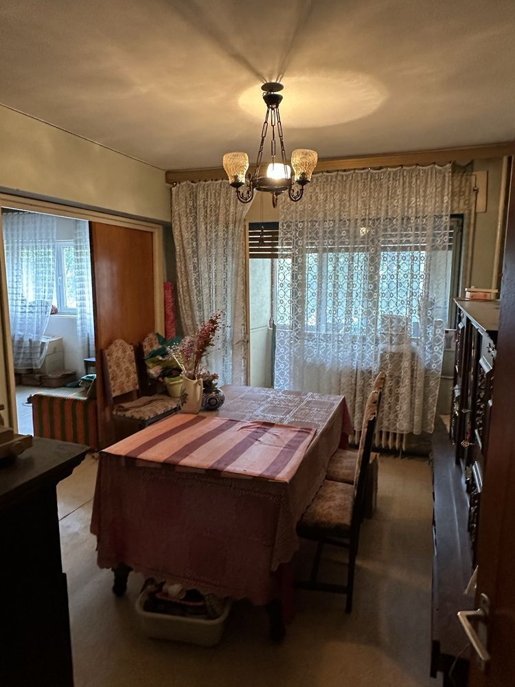 PROPRIETAR VÂND Apartament Zona Mega Mall
