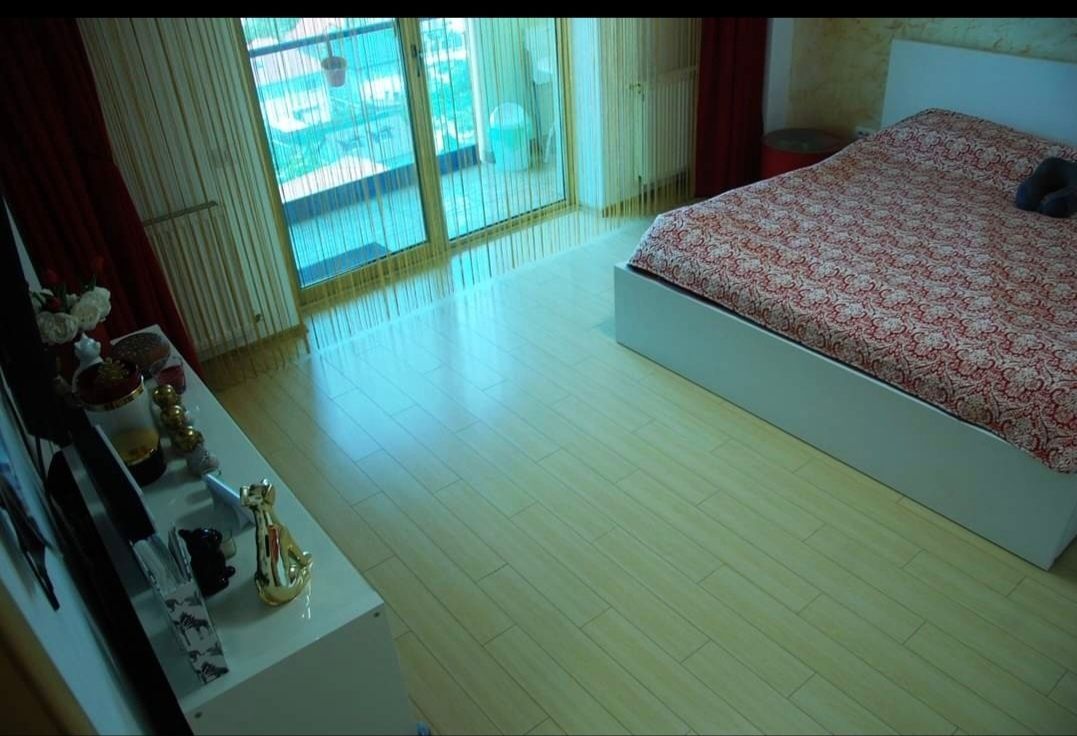 Mamaia Sat- Garsoniera lângă plaja.