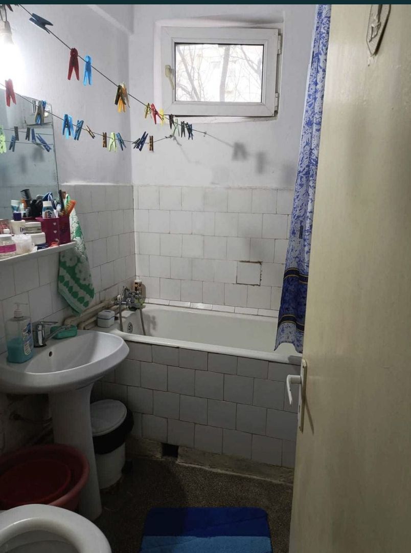 Vand apartament in Tomis Nord zona Ciresica
