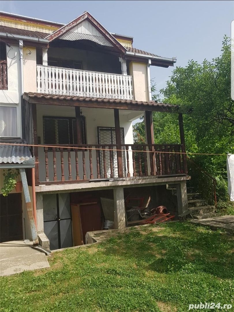 Vand schimb casa, teren Viile Satu Mare cu apartament, casa cu si fara diferenta