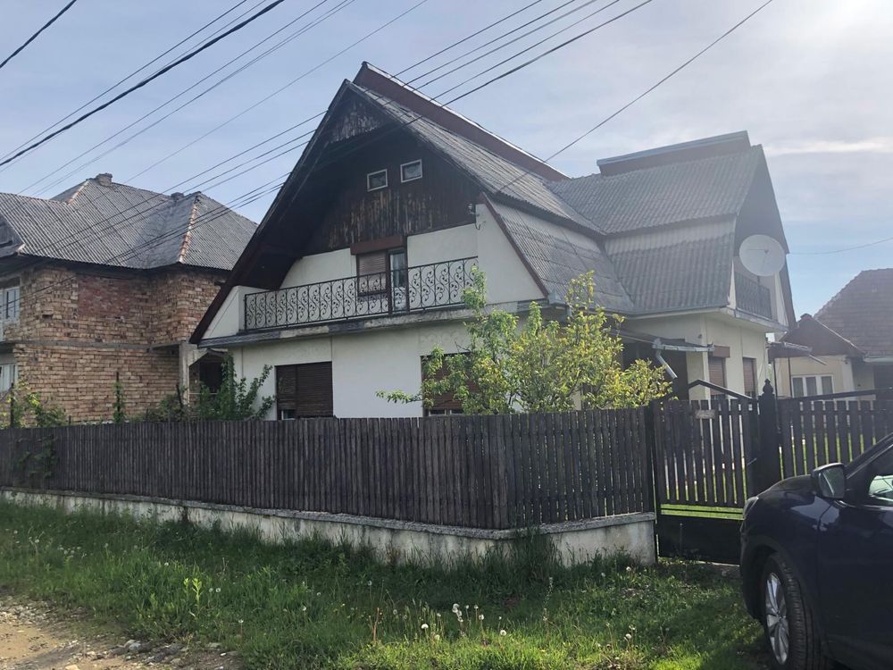 Casa de vanzare in loc. Crucisor