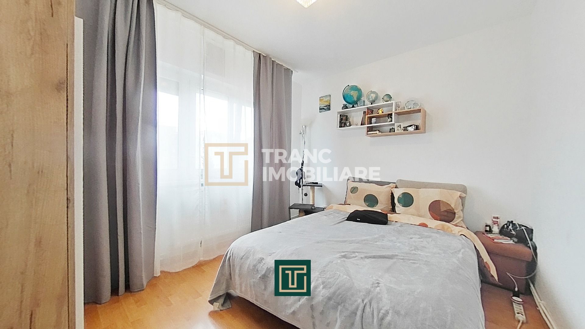 Apartament 3 camere de vânzare – Aurel Vlaicu (zona X-uri), Arad