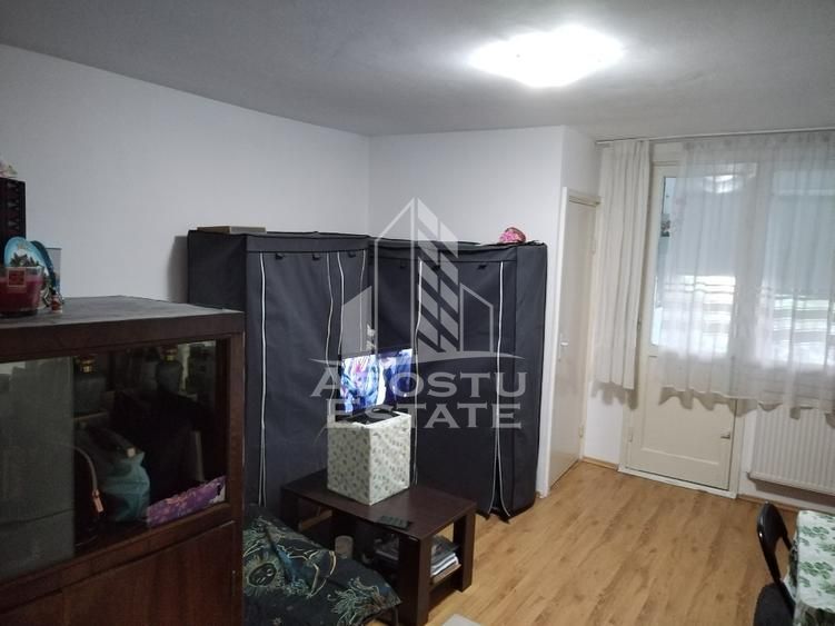 Apartament 1 camera de vanzare, zona Circumvalatiunii, Timisoara