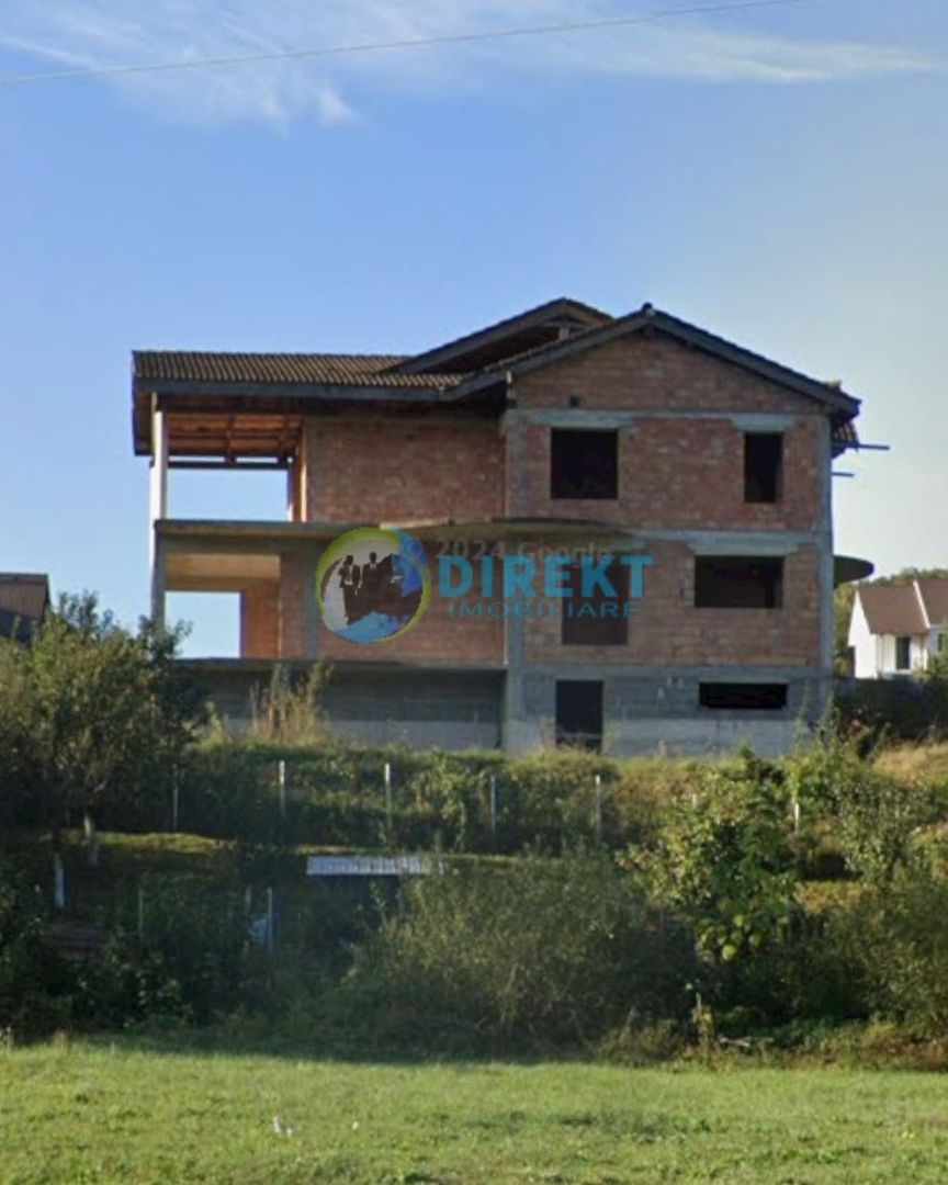 Casă la roșu de vânzare – Strada Ghinzii