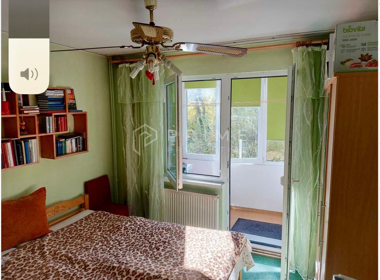 Apartament 2 camere decomandate, etaj intermediar