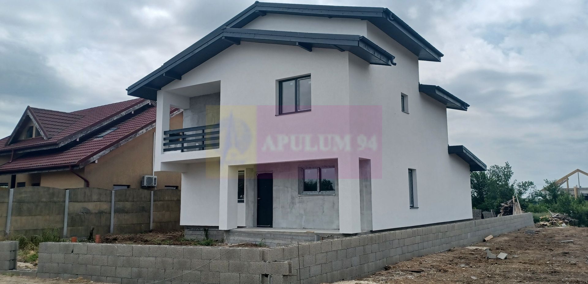 Săbăreni, casă p+1E+m, 5 camere, 3 bai, terasă acoperită, CT