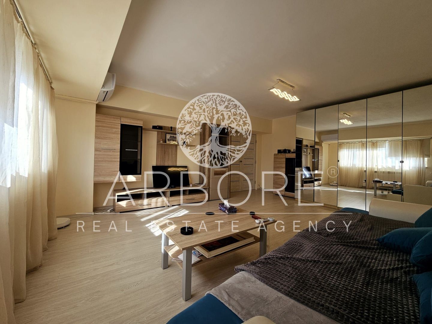 Apartament 2 camere Bld. Unirii