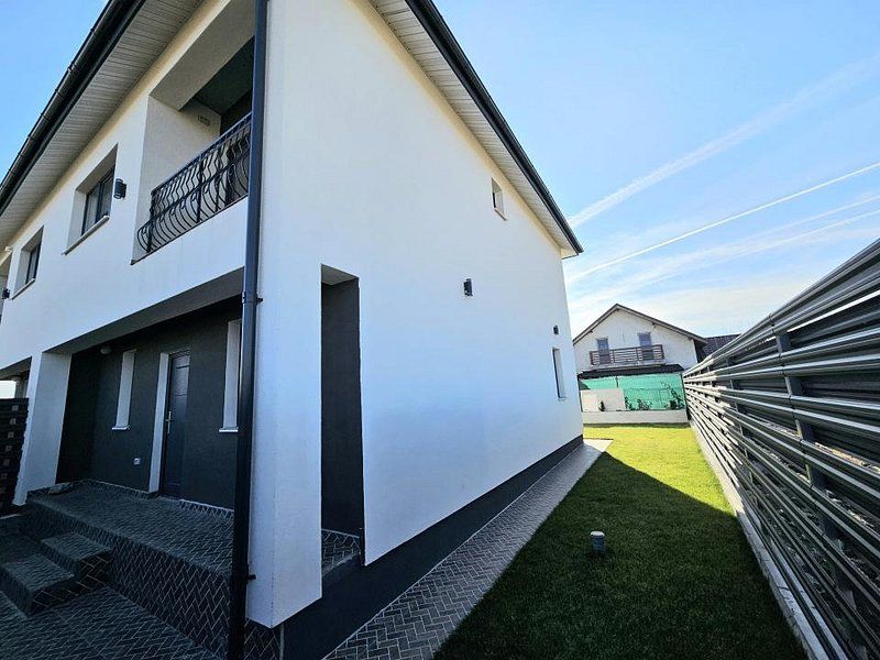 Glina de vanzare vila noua 4 camere particular