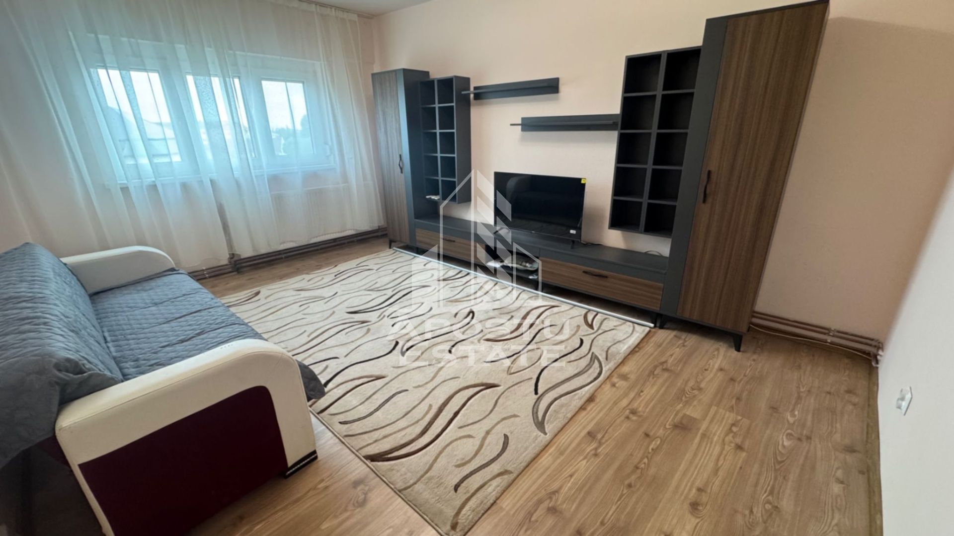 Apartament cu o cameră, de închiriat,zona Complexul studentesc