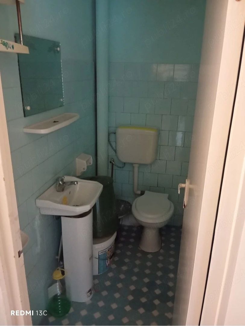 Apartament 3 camere de vanzare