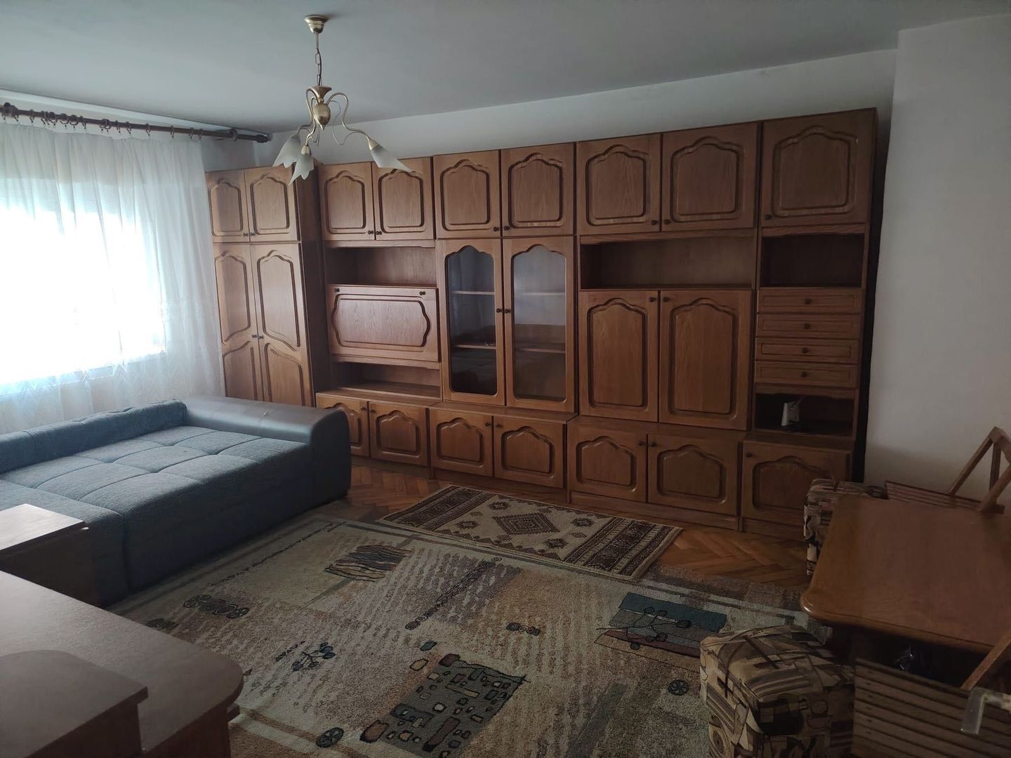 BRASADAS vinde ap 3 cam la PARTER in Carpați 2.