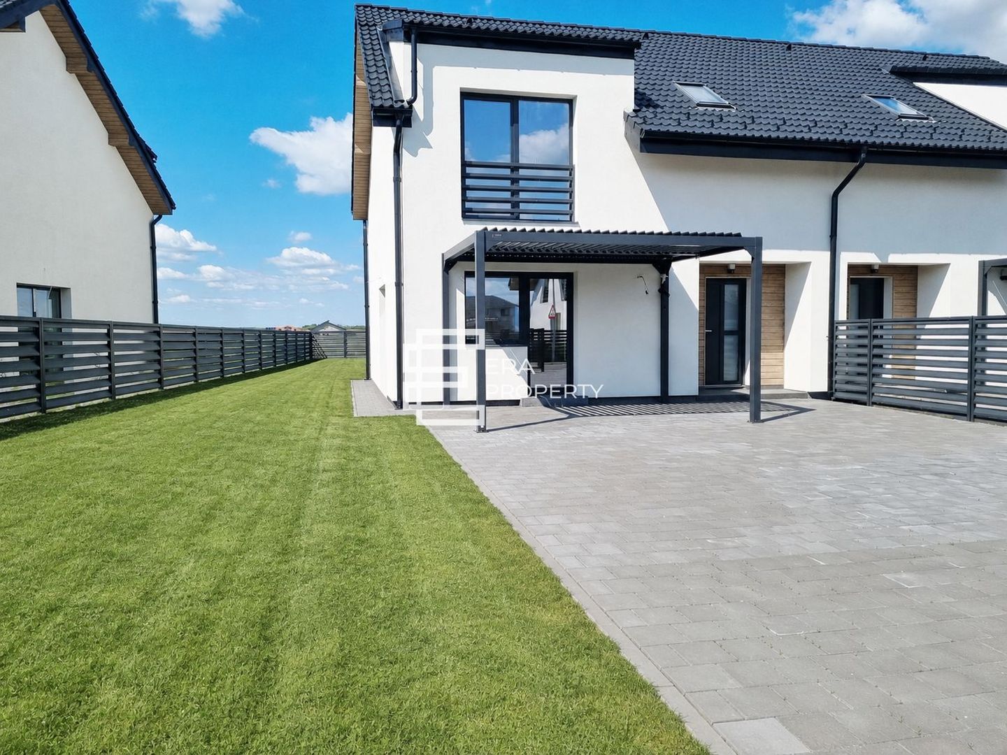 Duplex modern 4 camere, 110 mp utili, teren 380 mp – Șura Mică