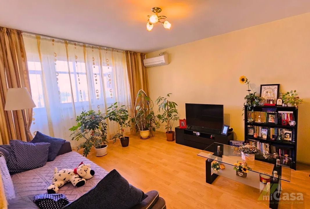 Apartament 4 Camere - Micro 18, Vis-a-Vis de Spitalul Județean, Galați