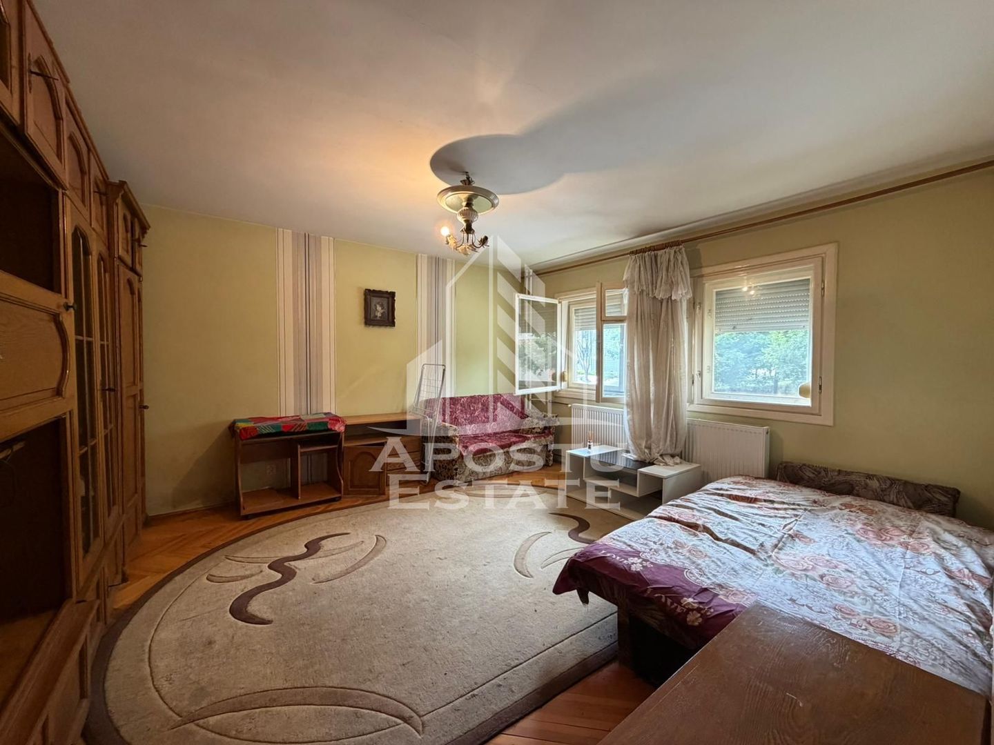 Apartament doua camere, decomandat, Sagului