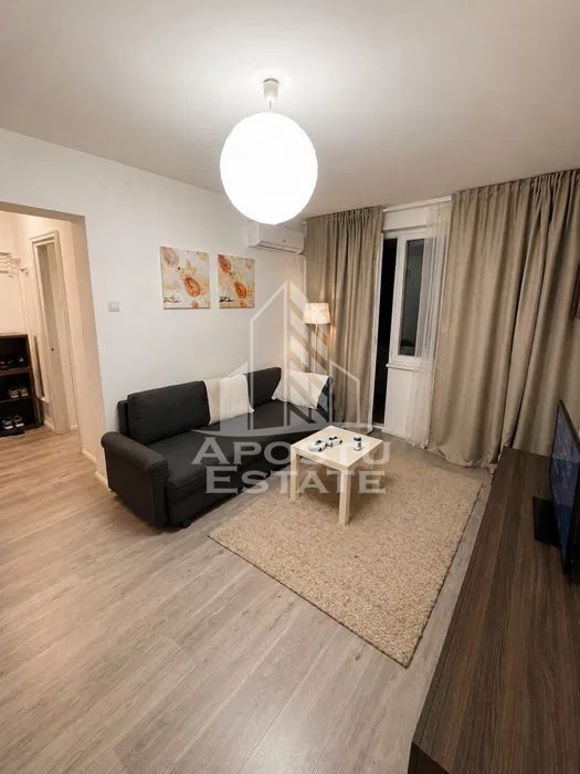 Apartament cu 2 camere, de inchiriat, zona Tipografilor, Centrala