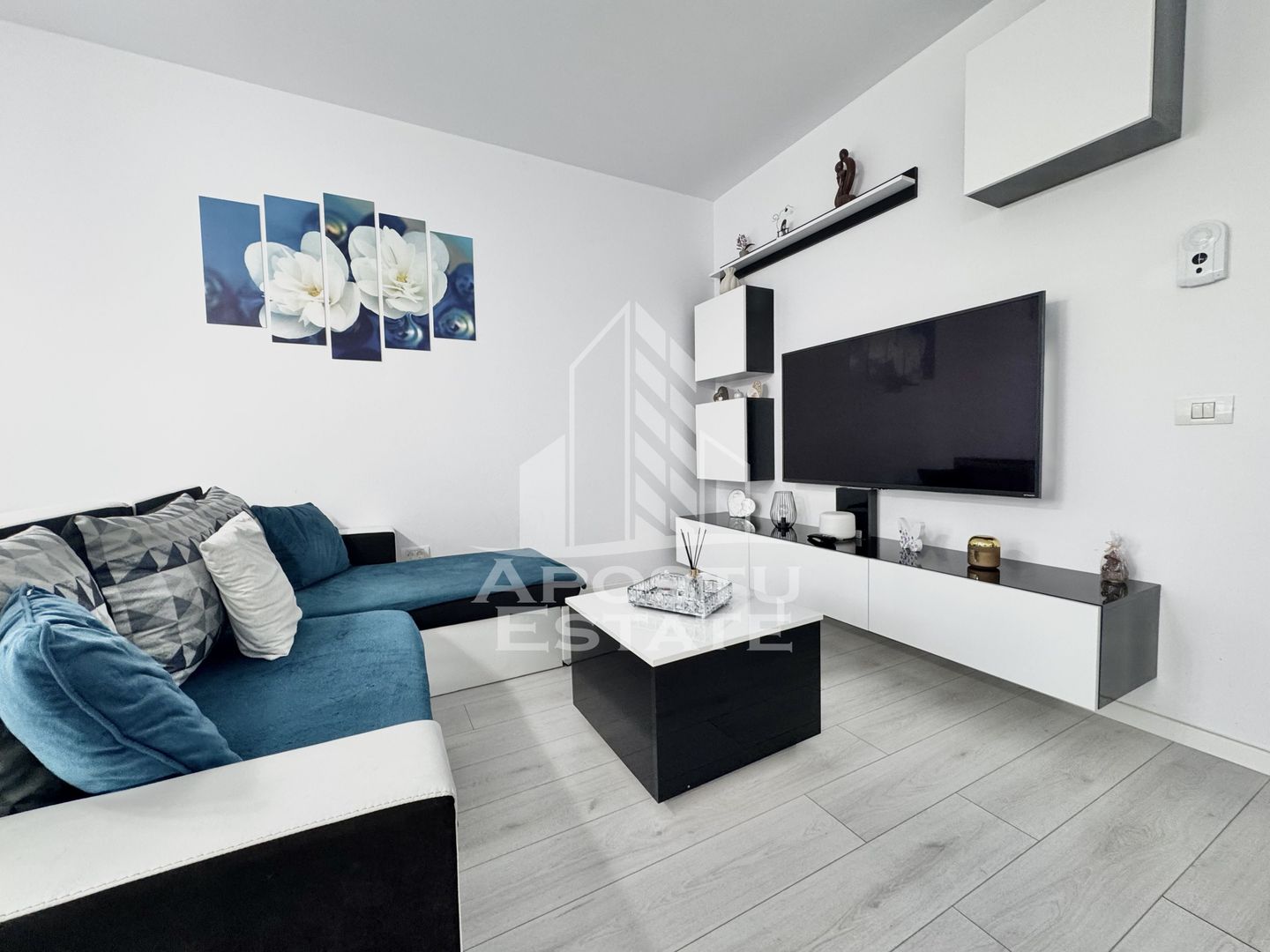 Apartament cu 2 camere la etajul 1 cu lift complet mobilat si utilat